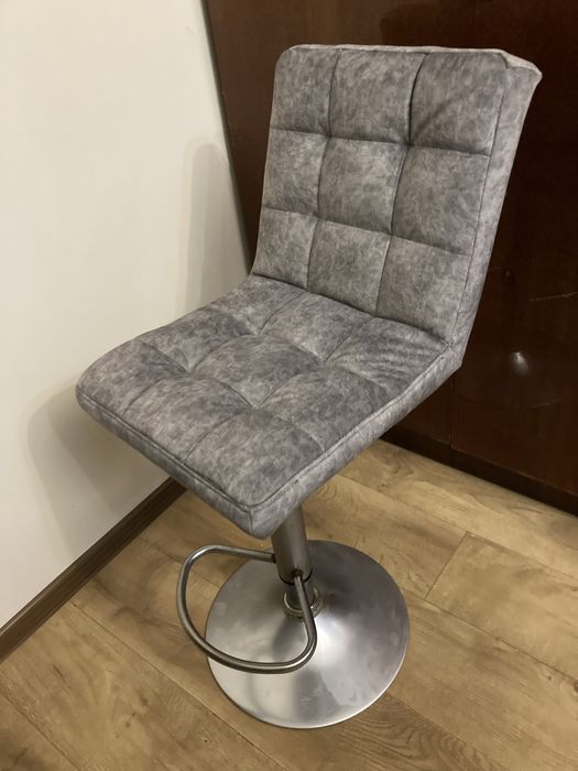 Барний-стілець..)