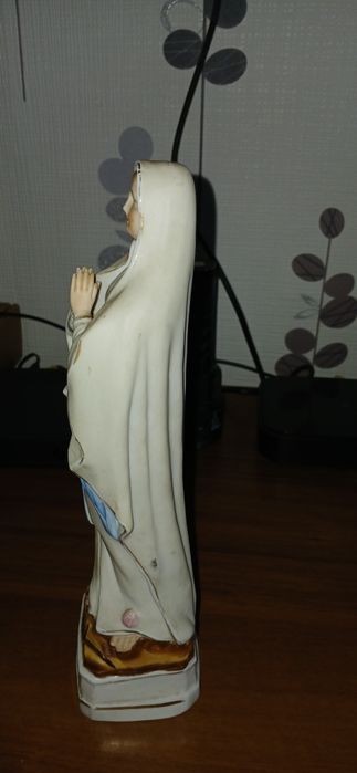 Figurka starą sprzedam