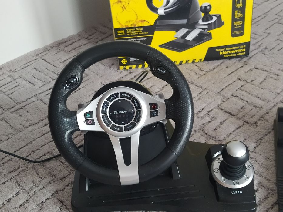 Kierownica i pedały TRACER Roadster 4 w 1 (PC/PS3/PS4/Xone)