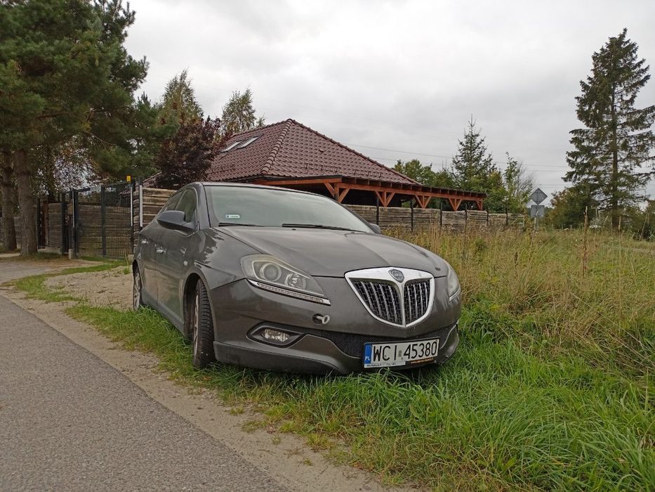 Lancia delta 3 uszkodzona
