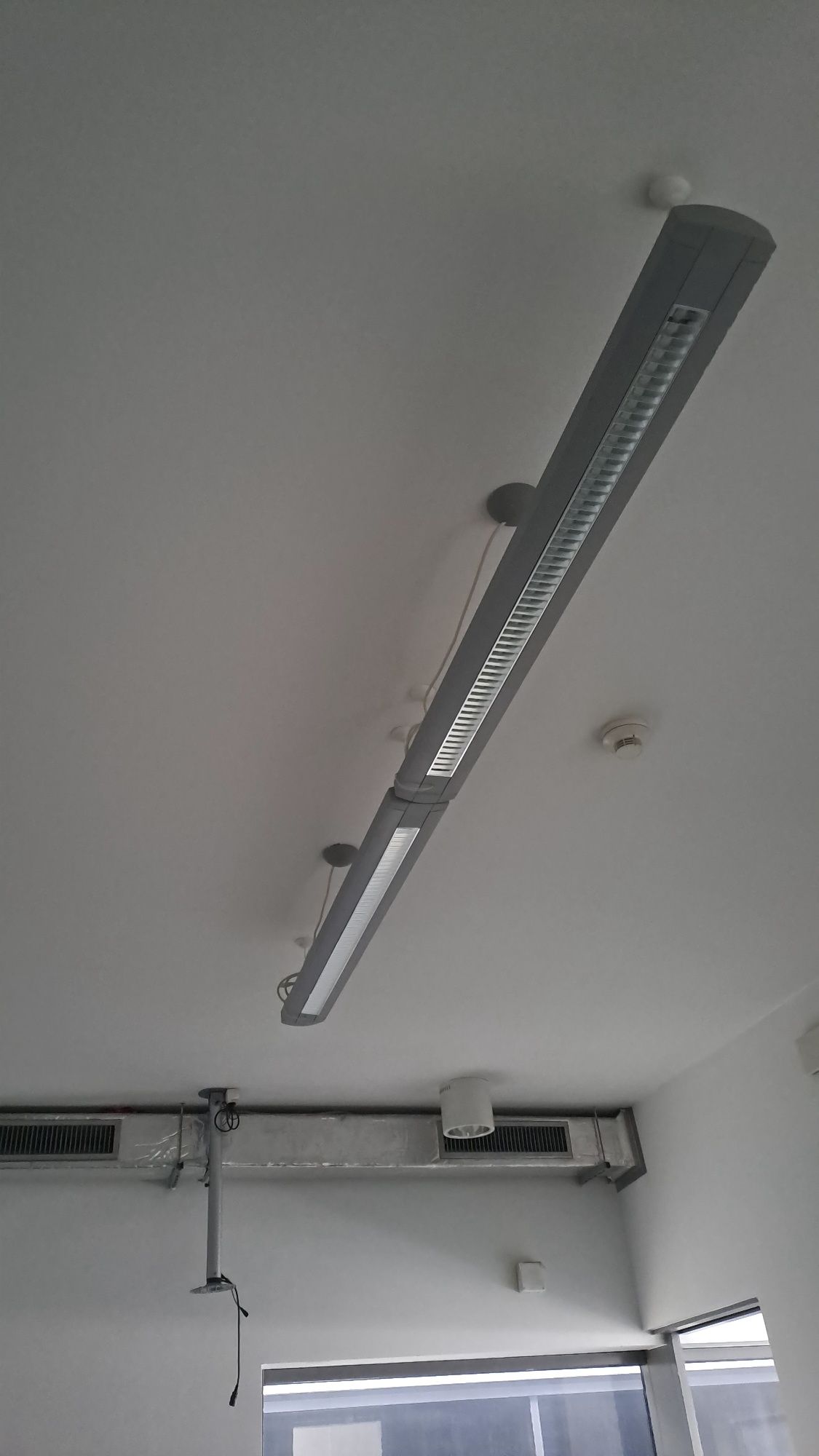 Lampy biurowe przemyslowe