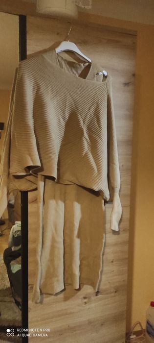 Komplet prążek damski