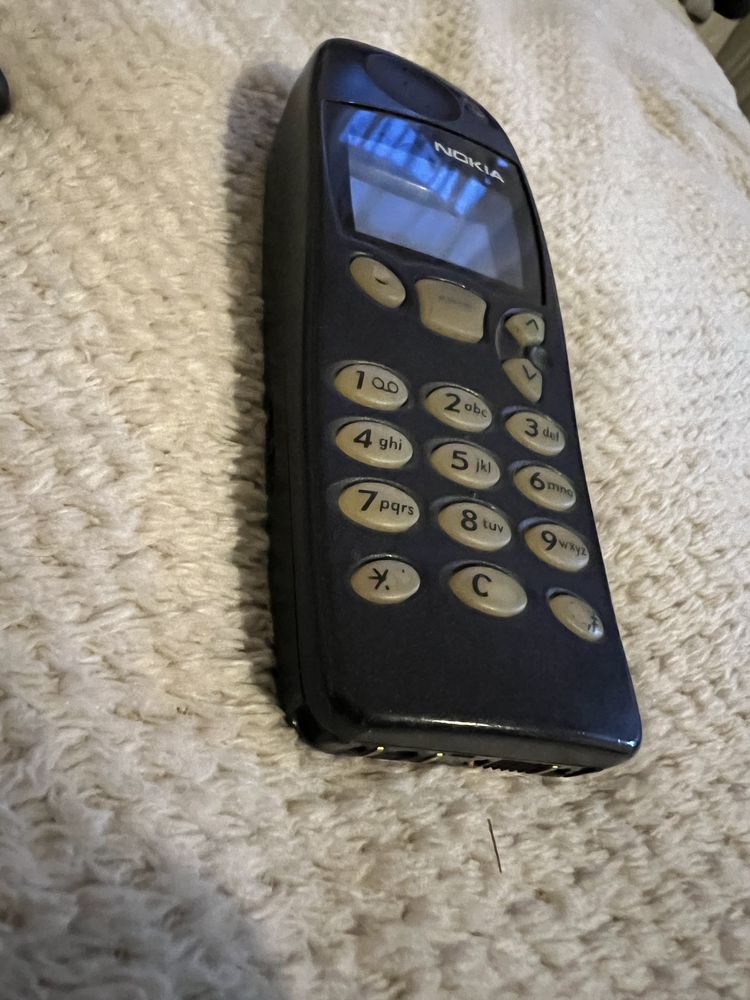 Nokia 5110 z ladowarką