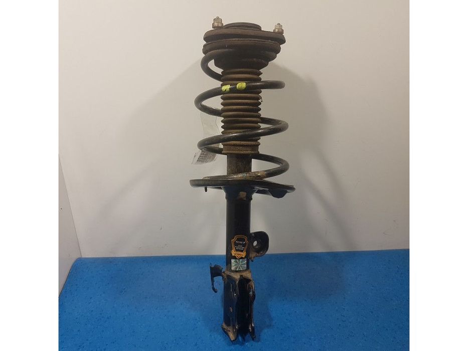 TOYOTA RAV4 III 2.2 D-CAT AMORTYZATOR PRZÓD PRAWY.