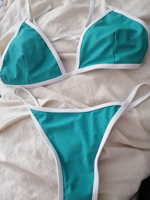 Bikini verde e branco
