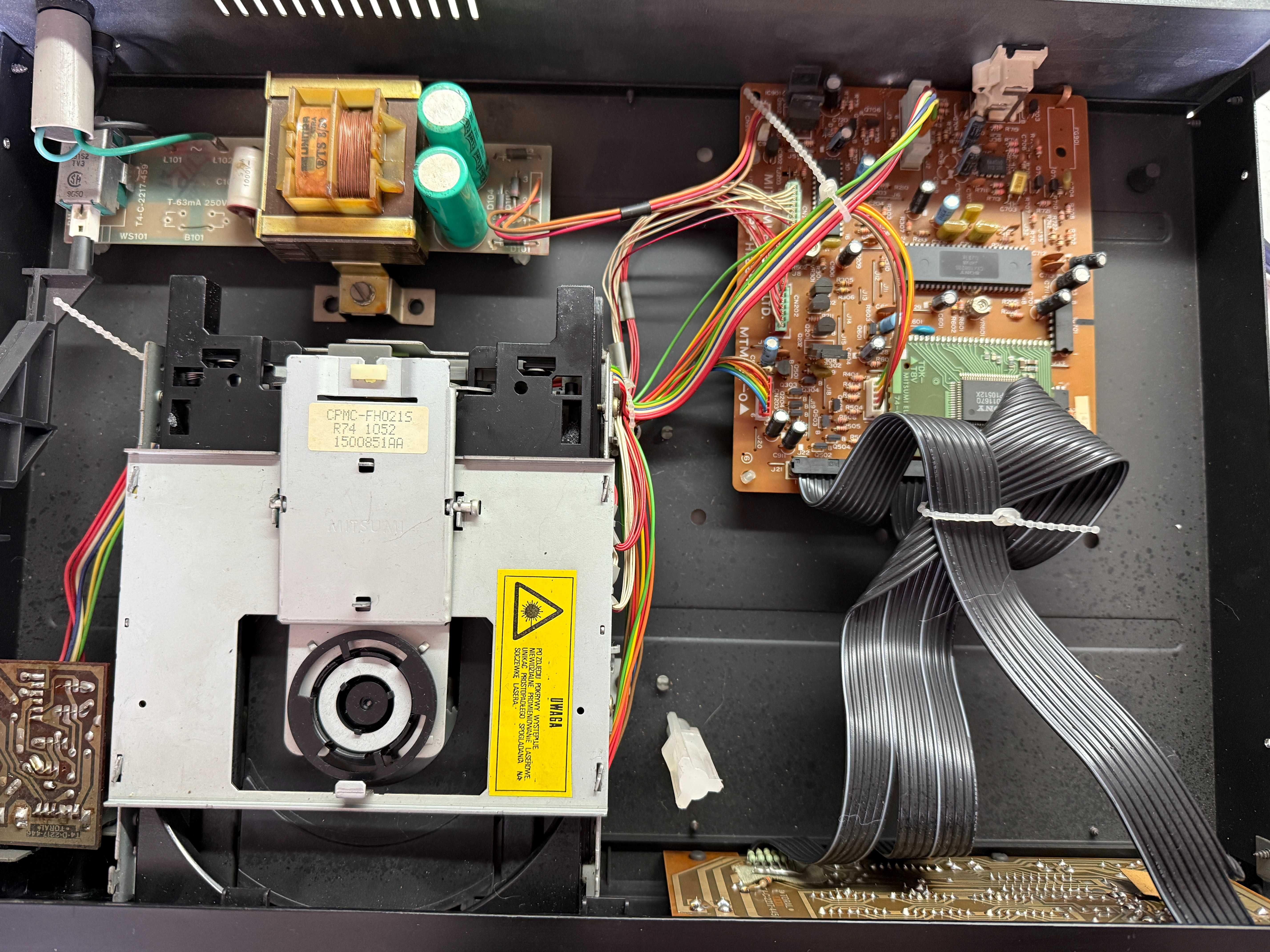 Odtwarzacz CD FONICA CDF 003 R (laser KSS-210A)