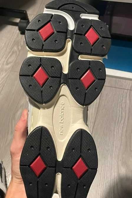 "Buty koszykówki "New_Balance_9060_Rain_Cloud_Grey R.44