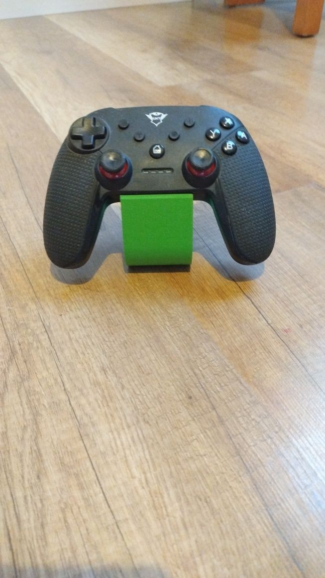 Kontroler do gier od GXT używany