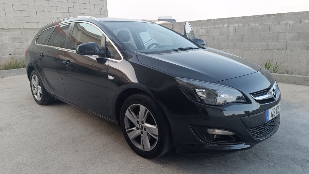 Astra J Sport Tourer 1.6 136cv