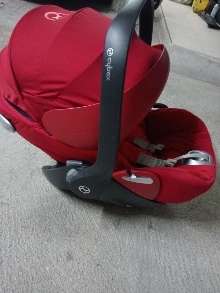 Ovo cybex cloud q + base isofix