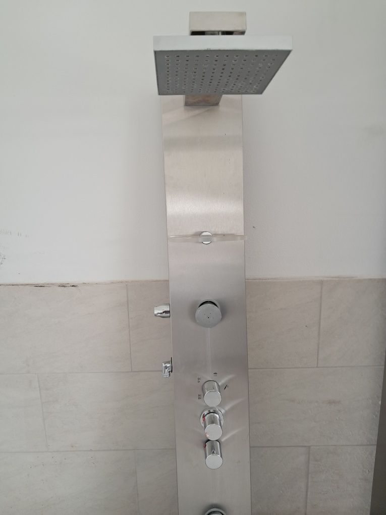 Coluna de chuveiro Roca