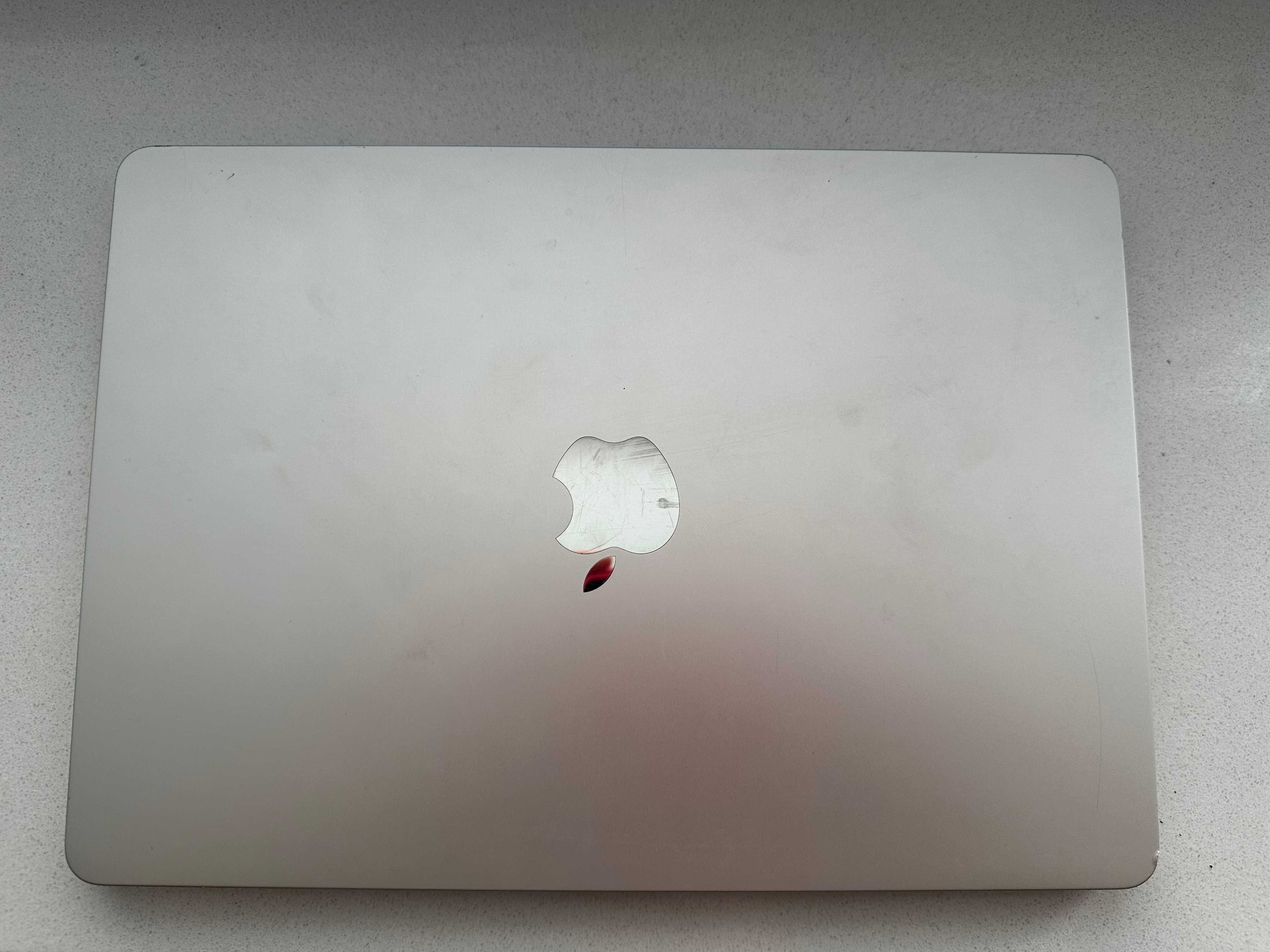 Laptop Apple MacBook Air M2 8-core CPU/8-core GPU/16GB/256GB/13,6" bdb