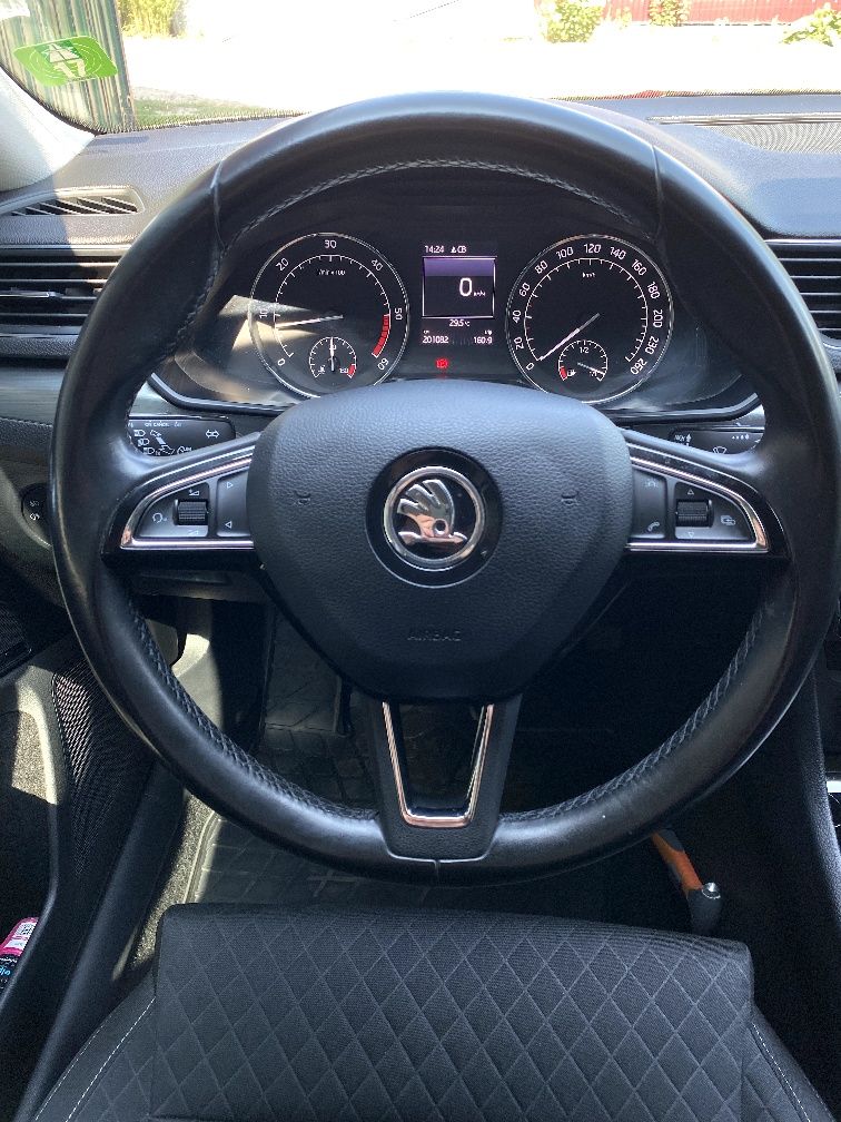 Skoda superb в гарному та доглянутому стані