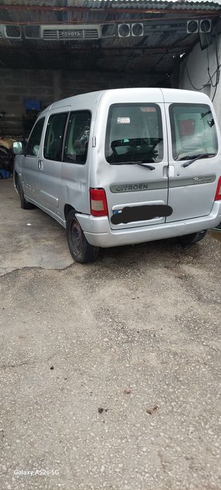 Para peças CITROEN BERLINGO 2.0 HDI ano2004 boa mecânica