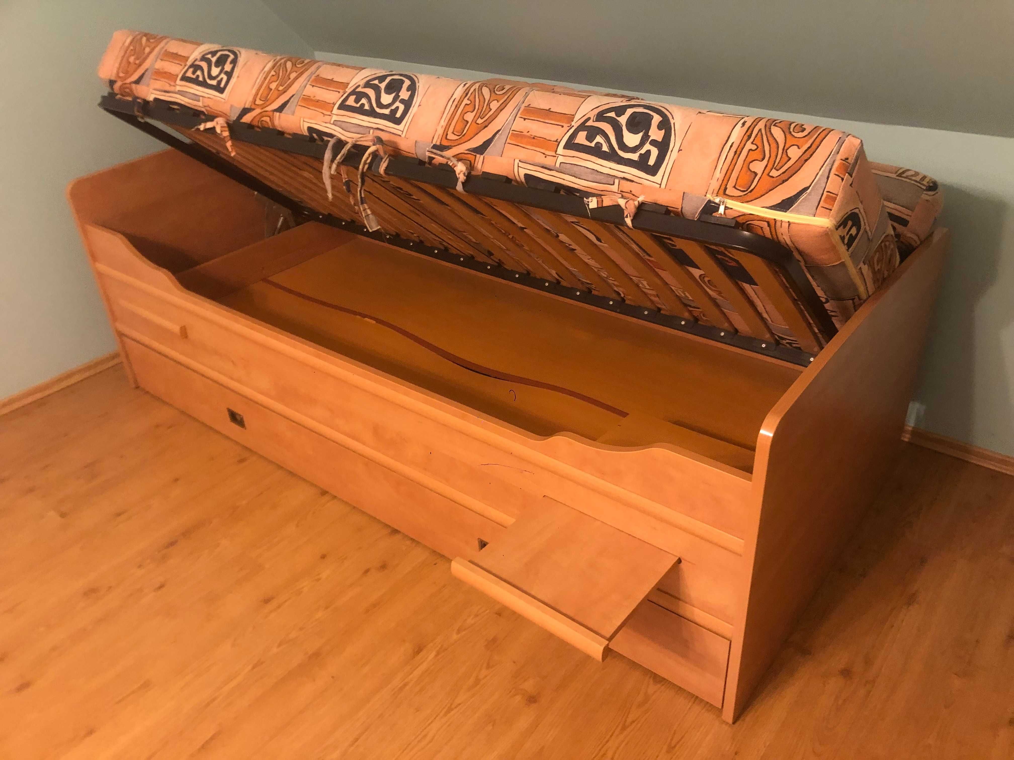 Łóżko 210x90 Magellan firmy VOX