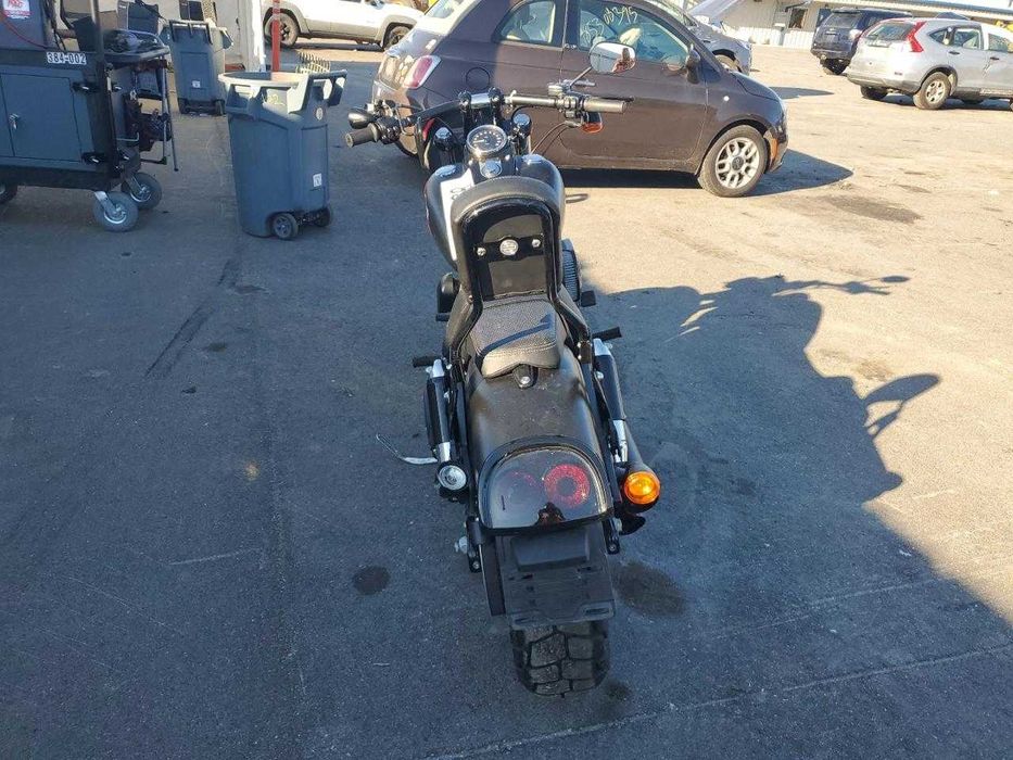 HARLEY-DAVIDSON fxdx dyna fat bob фет боб 2017