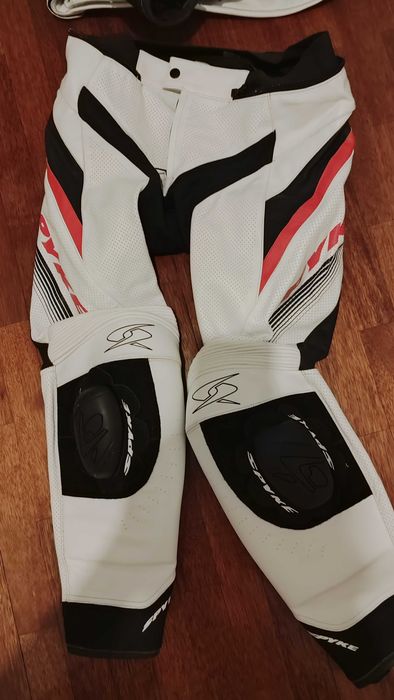 Fato mota spyke perfurado 2 peças