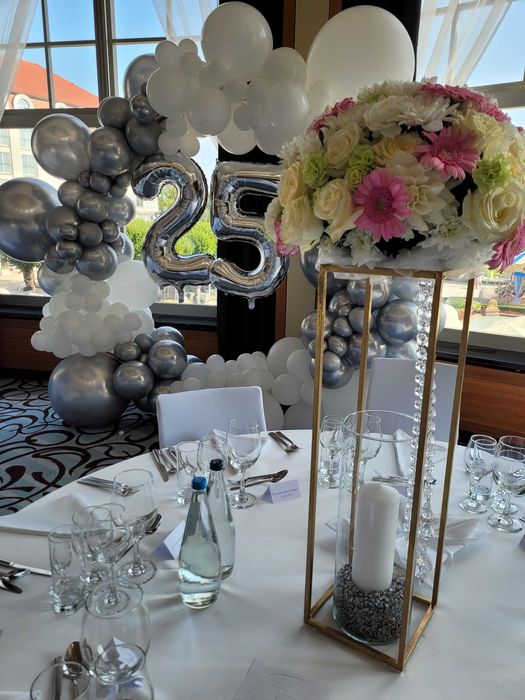 Stojak na kwiaty że stali złoty wys 68cm