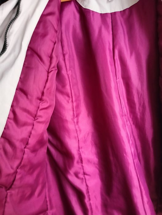 Damska kurtka outdoor z kapturem, r.42, Bonprix

Sportowa kurtka out