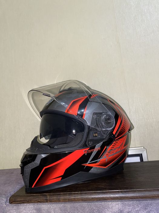 Шолом Geon в дуже хорошому стані