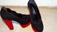 Туфли замшевые черно-красные. Высокий каблук.Лабутены
