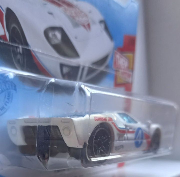 Conjunto 2 - ford Gt-40 hot wheels
