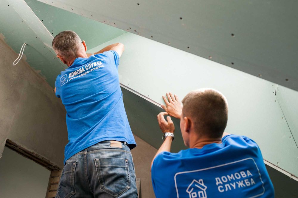 Укладання плитки. Поклейка шпалер. Шпаклювання, фарбування стін, стелі