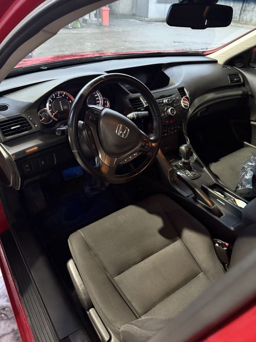 Honda accord 8 2.0 бензин 2011 року 163 тис.км