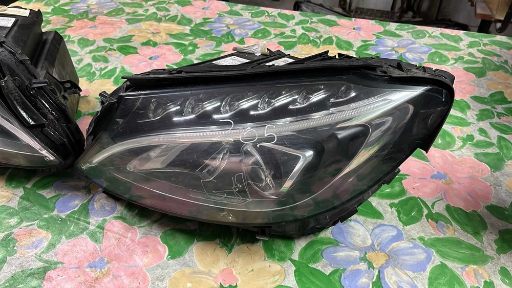 Par de Faróis Mercedes Class-c W205 LED Highperformace