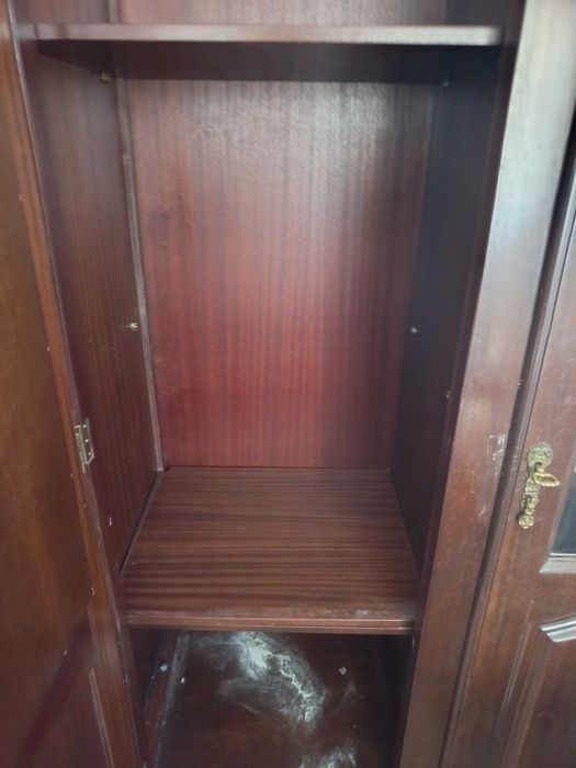 Guarda fatos madeira