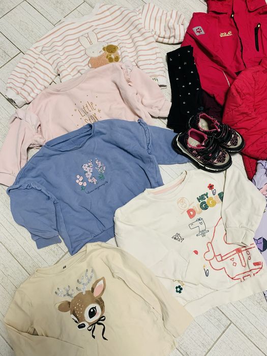 Комплект теплих речей на дівчинку 2-3 роки + 2 вітровки та кросівки 26