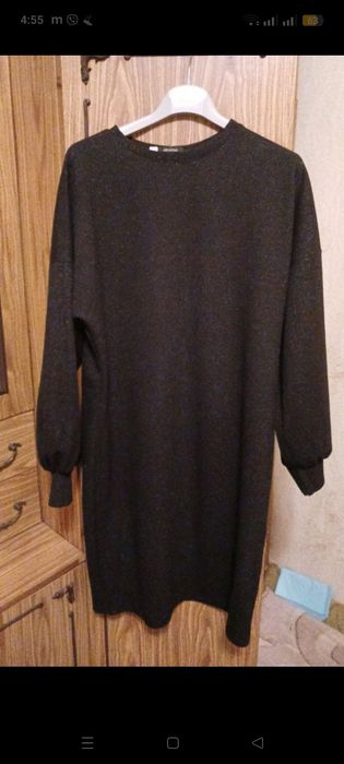 Чёрное платье, нарядное.