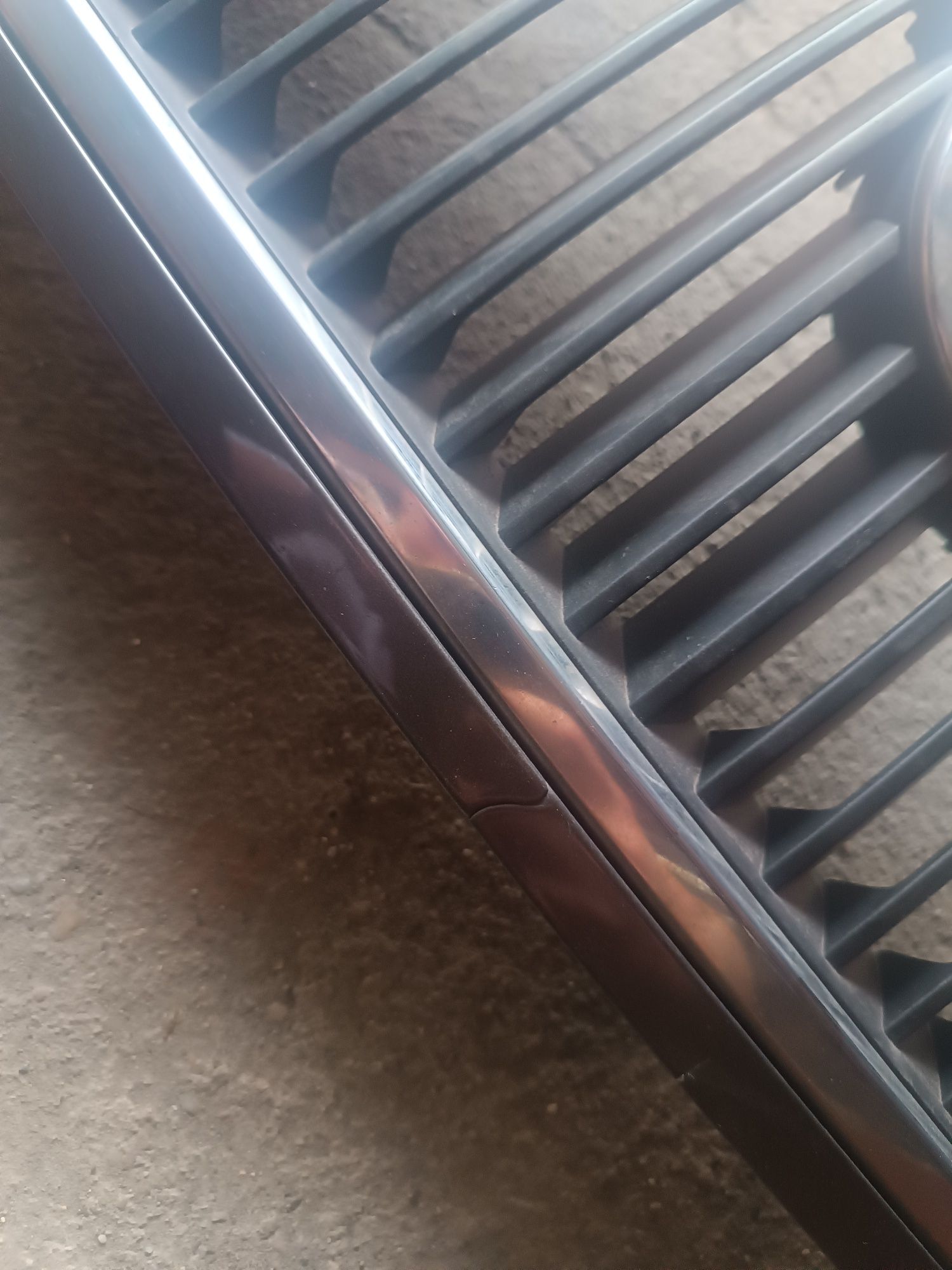 Grill skoda superb 1
