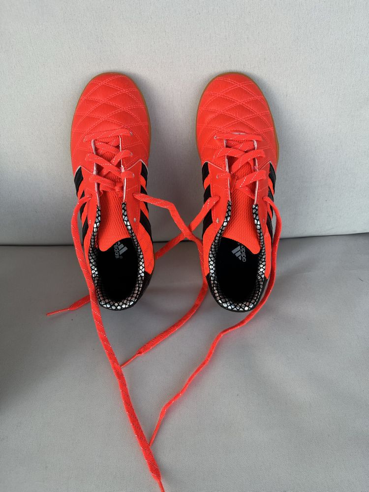 Chuteiras Adidas Futsal criança Tam 35 1/2
