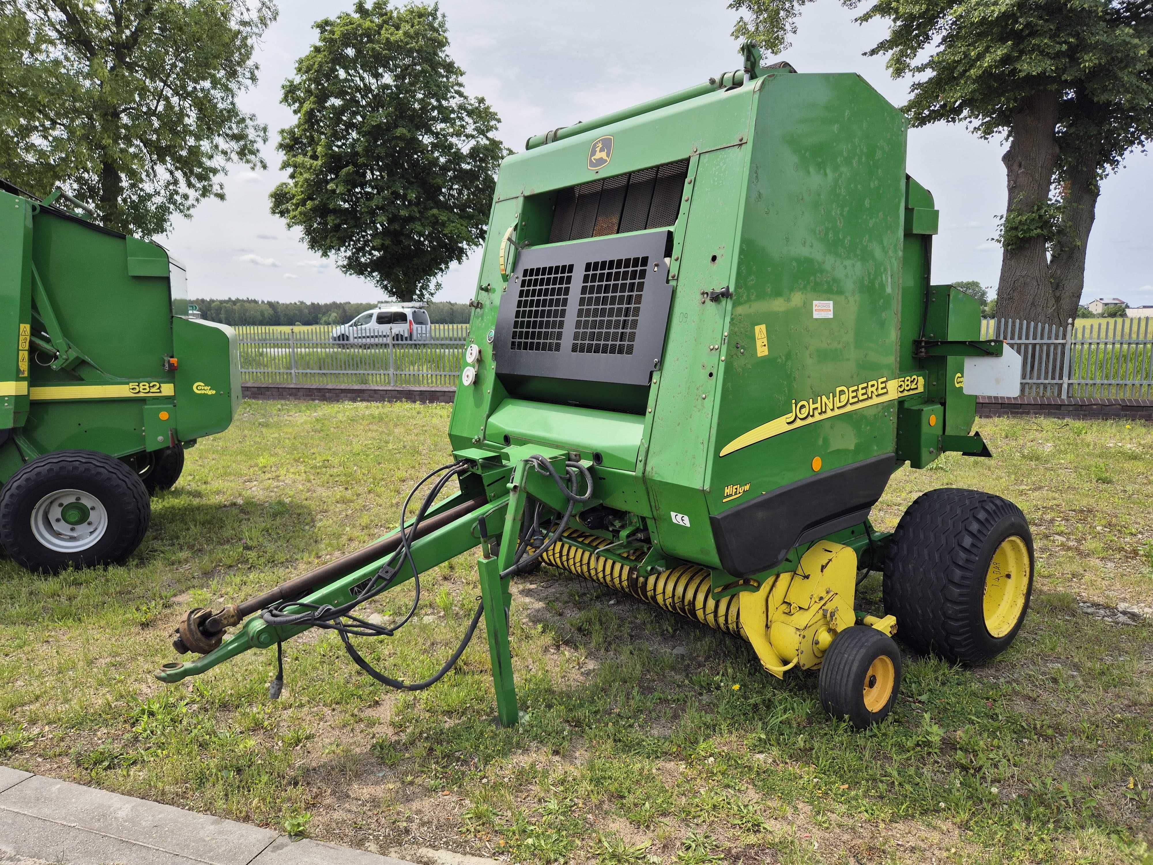 Prasa Rolująca Zmiennokomorowa JohnDeere 582