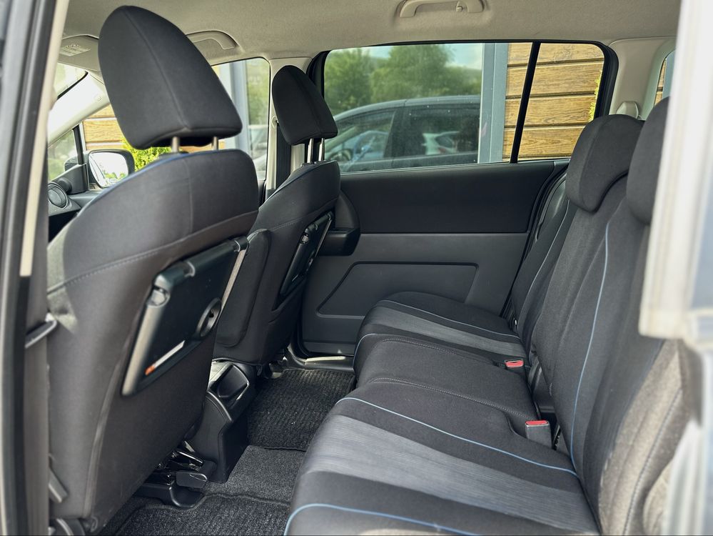 MAZDA 5 2011 року, 2.0 бензин, автомат, передній привід, 7 місць.