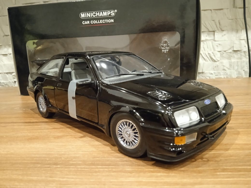 1:18 Minichamps 1988 Ford Sierra RS Cosworth model