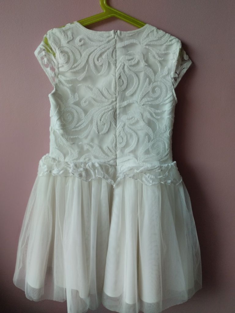 Biała sukienka elegancka 146cm
