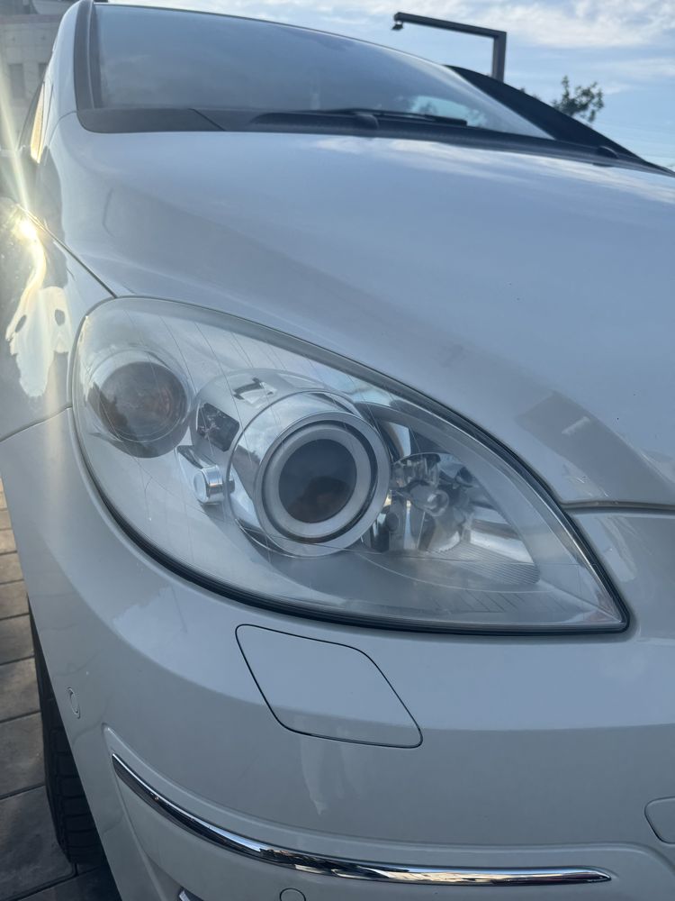 Mercedes-Benz B-Class 2010