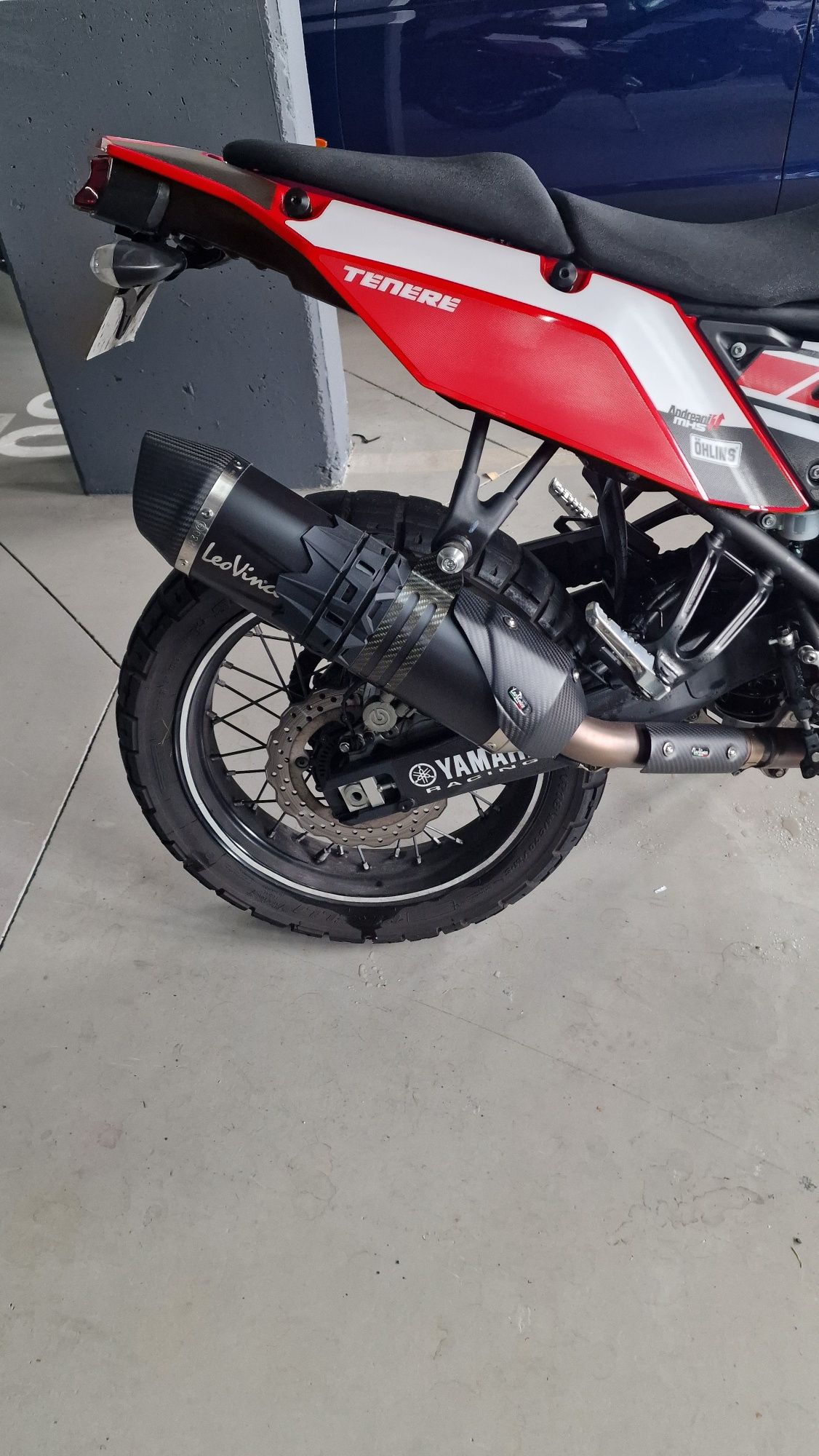 Mota tenere 700.
