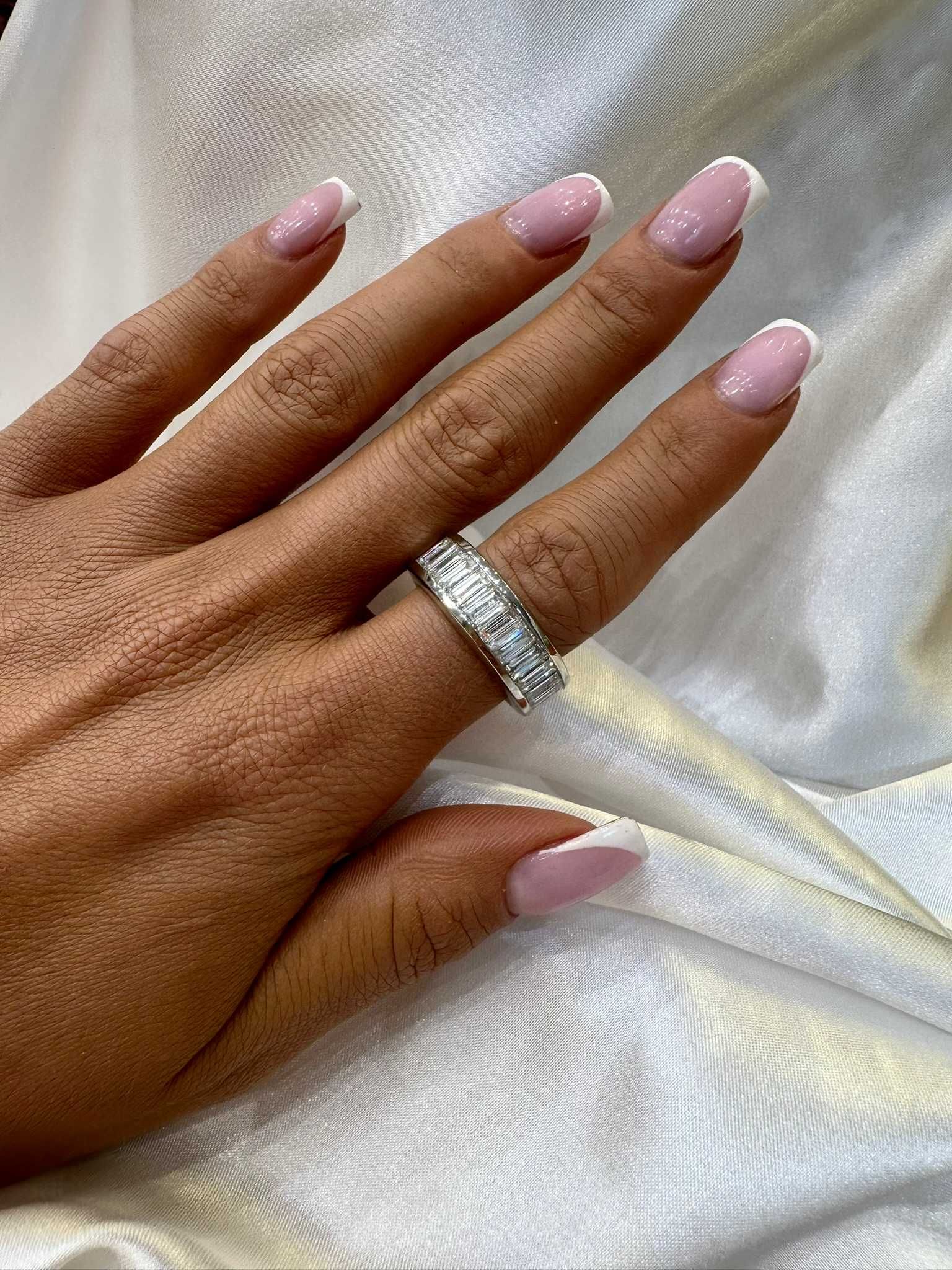 Obrączka z diamentami naturalnymi 6.40 CT