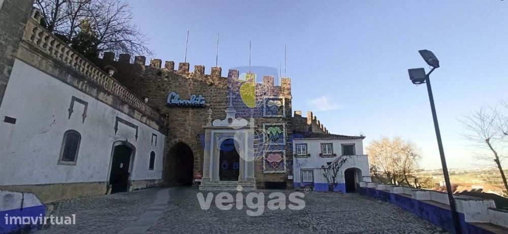 Moradia T4 Santa Maria, São Pedro e Sobral da Lagoa