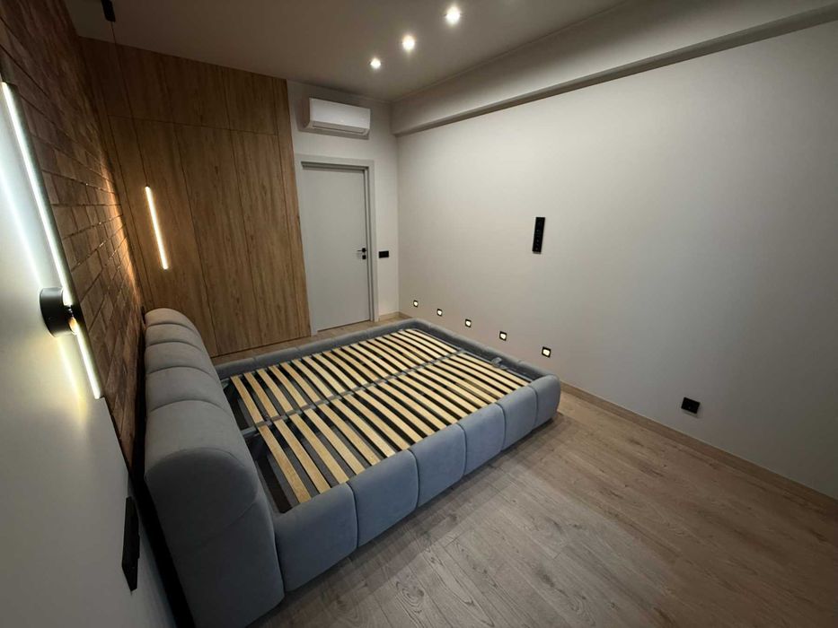 Продаж стильної двокімнатної квартири студії, в центрі міста