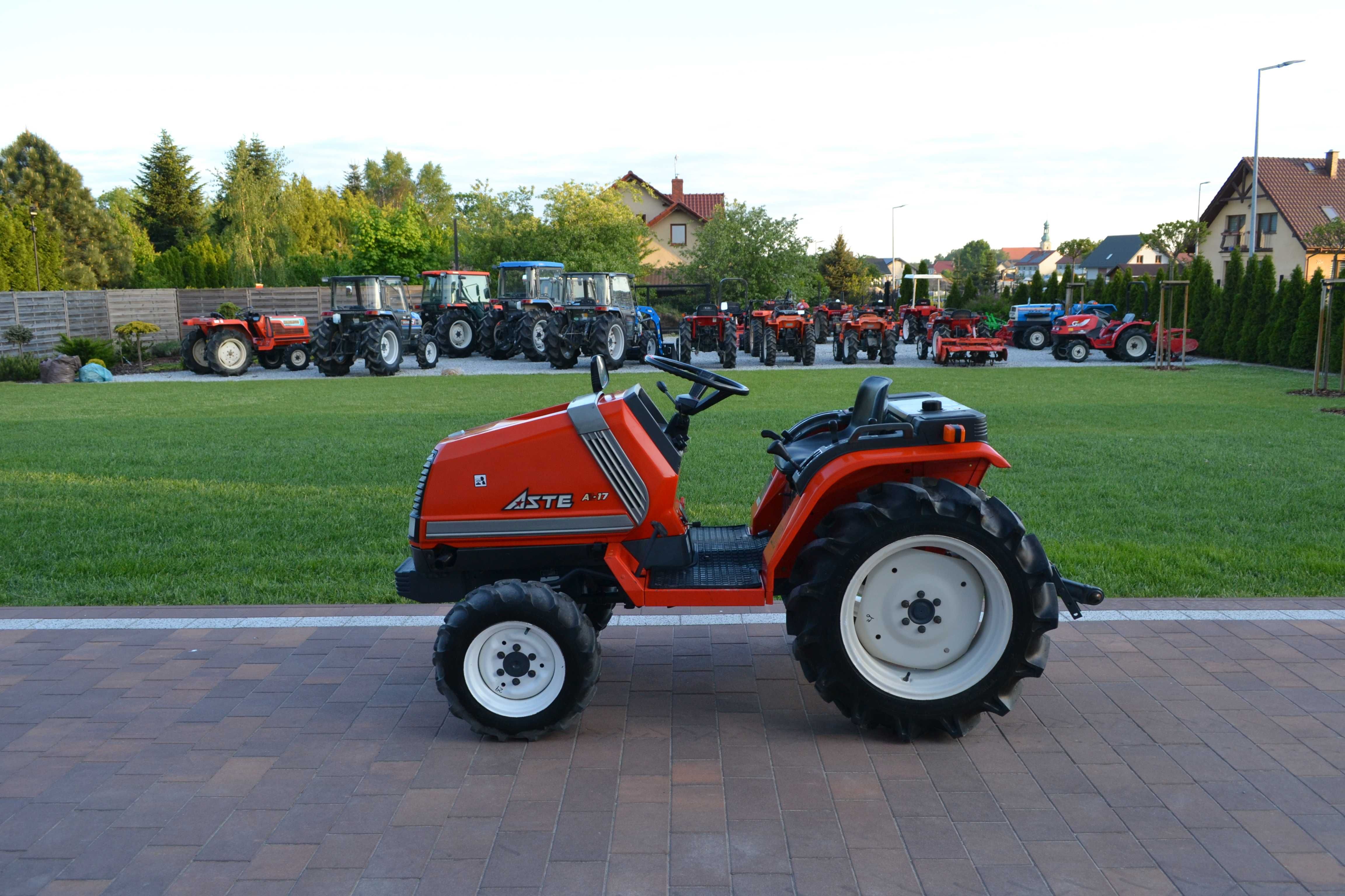Traktorek japoński mini traktor Iseki Kubota