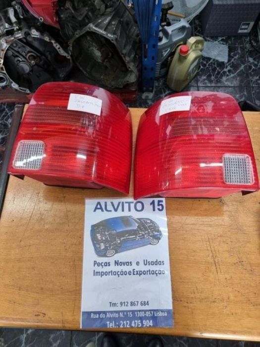 farolim de trás VW Passat carrinha 1998 - só direito