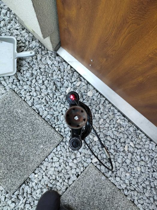 Amortyzator rowerowy przedni skok 100mm do koła 26 cali