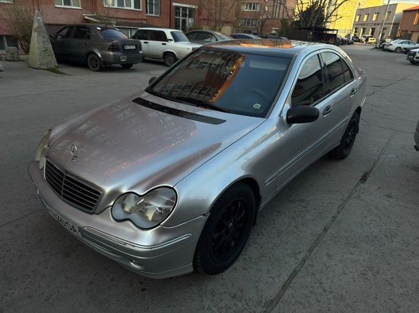 Мерседес  w203,2000год