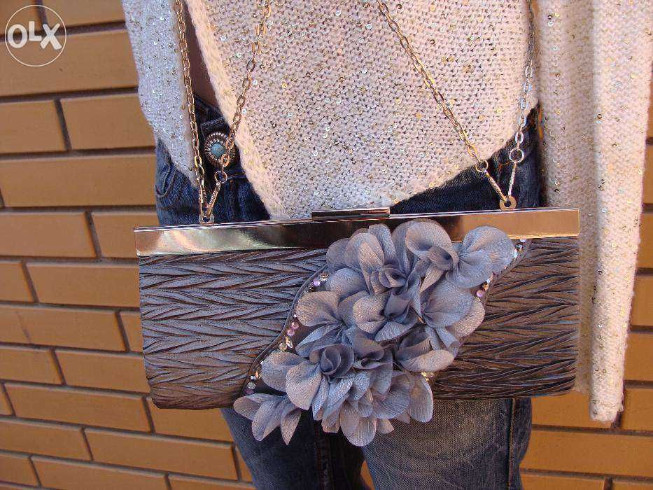новая сумочка клатч кошелек на цепочке с цветами и камнями 15*12 см