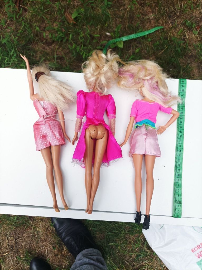 Trzy stare vintage kolekcjonerskie lalki Barbie Mattel