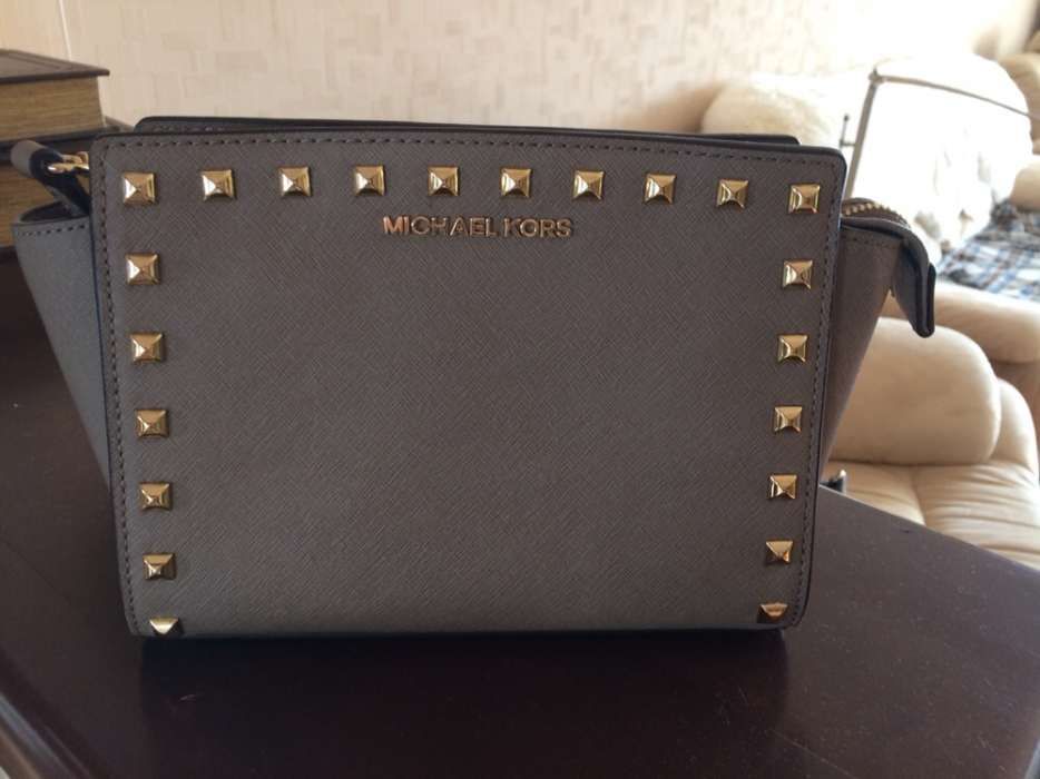 Продам новую модную сумку Michael Kors оригинал!